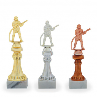 Trofej s figurkou hasiče, výška 25 cm, bronzová