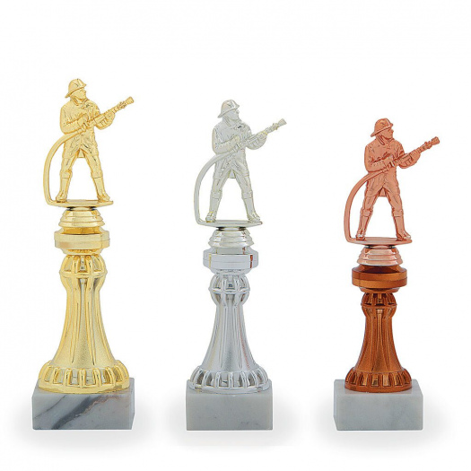 Trofej s figurkou hasiče, výška 25 cm, bronzová