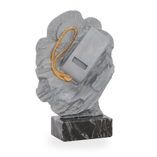 Luxusní fotbalová trofej, výška 19 cm, stříbrná/zlatá